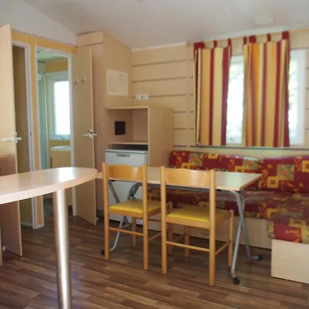 Camping Mas Du Sartre Saint Alban Auriolles Exterior photo